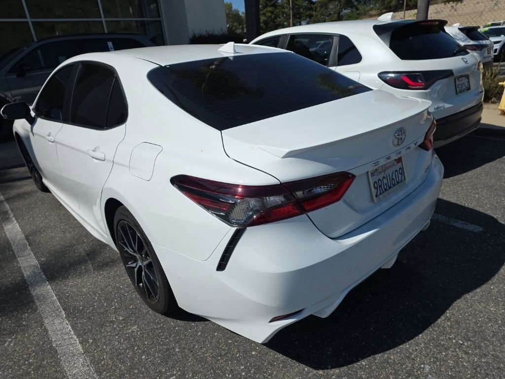 Used 2024 Toyota Camry SE w/ Audio Upgrade Package image 3