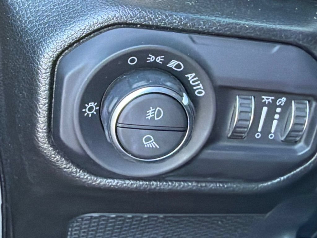 Used 2022 Jeep Gladiator Sport AWD/4WD image 20