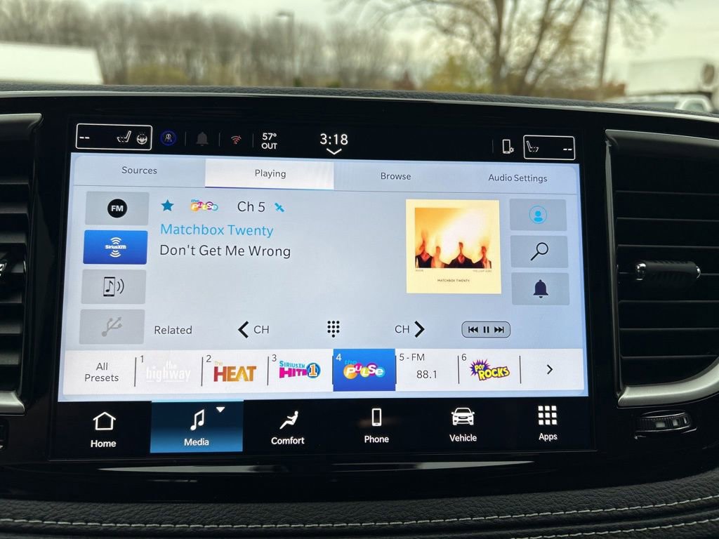 New 2026 Chrysler Pacifica Select image 21