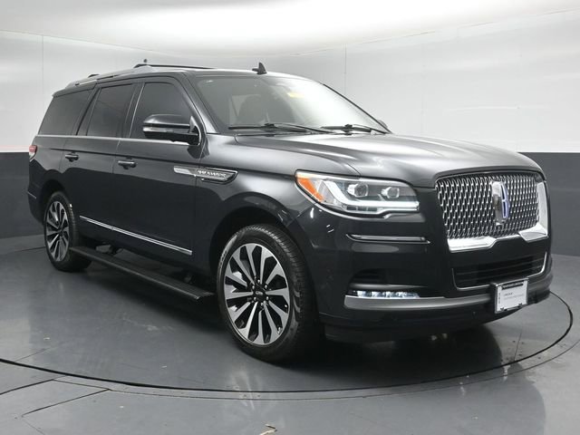 Used 2023 Lincoln Navigator Reserve AWD/4WD image 1