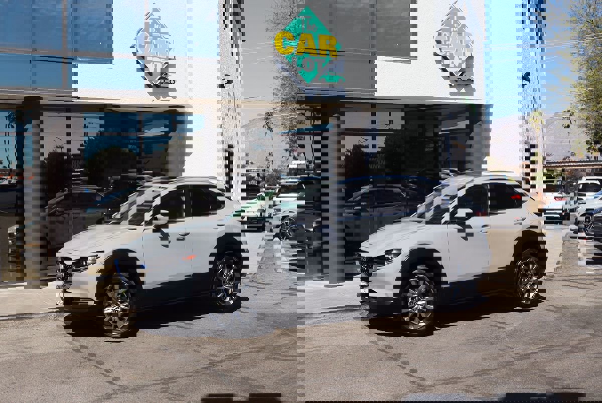 Used 2025 MAZDA CX-30 AWD 2.5 S w/ Preferred Package image 4