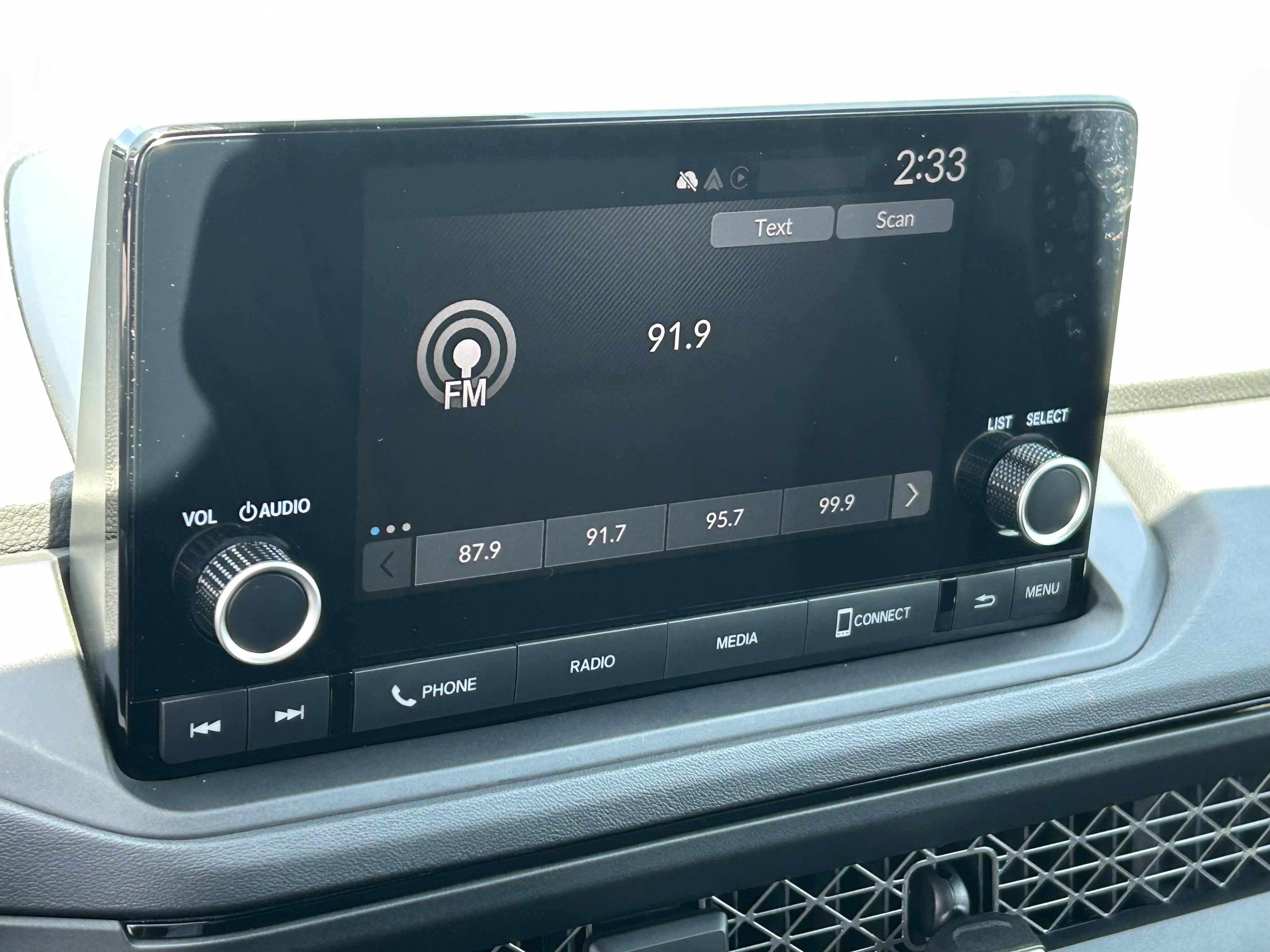 Certified 2025 Honda Accord SE image 18