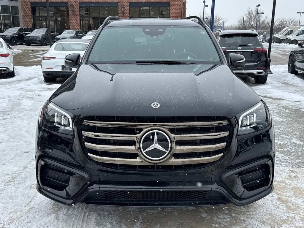 Certified 2025 Mercedes-Benz GLS 450 4MATIC image 11