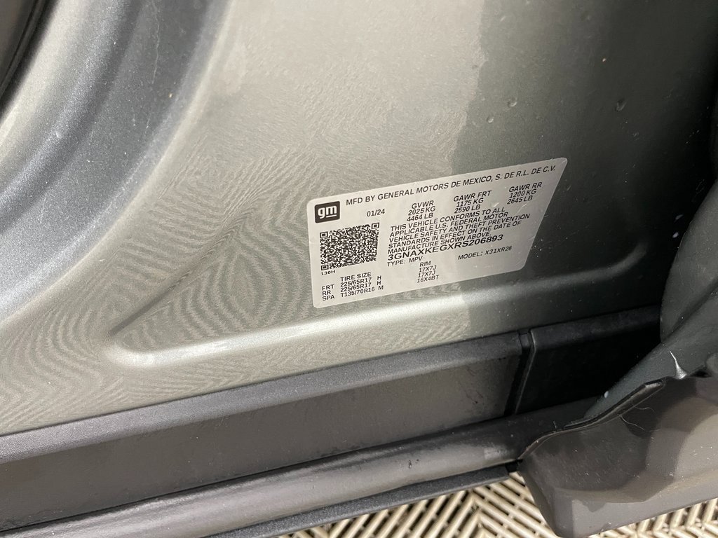 Certified 2024 Chevrolet Equinox LT w/ LPO, Floor Liner Package image 33