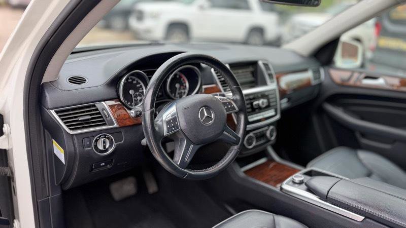 Used 2014 Mercedes-Benz ML 550 4MATIC image 7