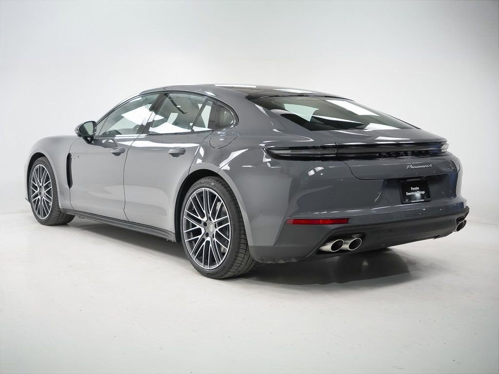 New 2026 Porsche Panamera 4 image 3