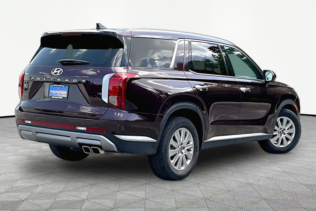 Used 2024 Hyundai Palisade SEL FWD image 7
