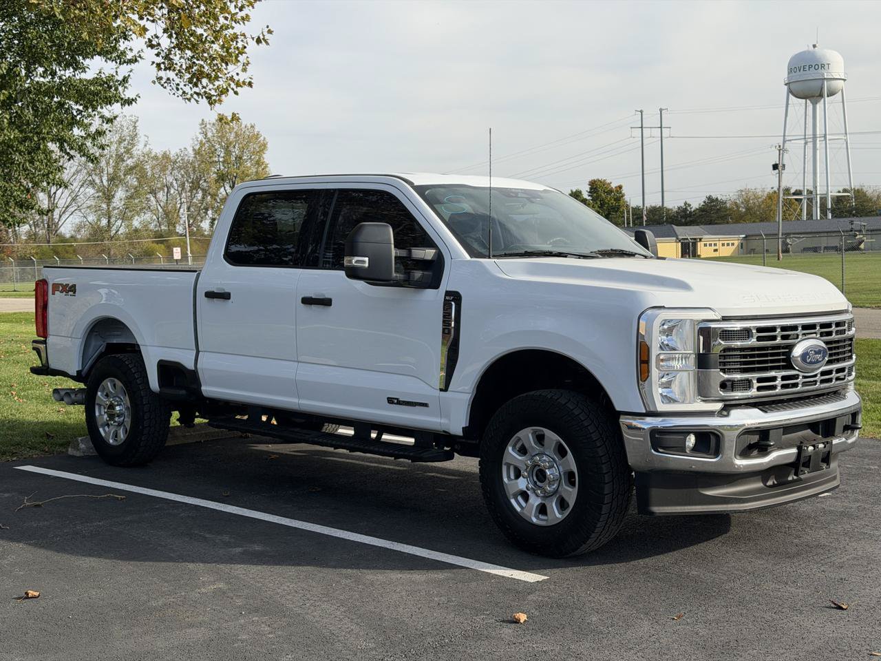 Used 2024 Ford F250 XLT w/ FX4 Off-Road Package AWD/4WD image 2