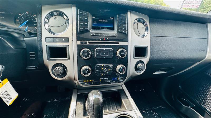 Used 2016 Ford Expedition XLT w/ Equipment Group 201A image 31