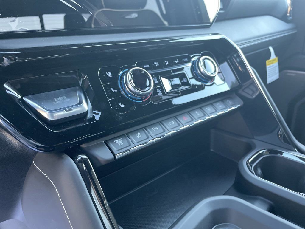 New 2026 GMC Sierra 2500 AT4X image 37