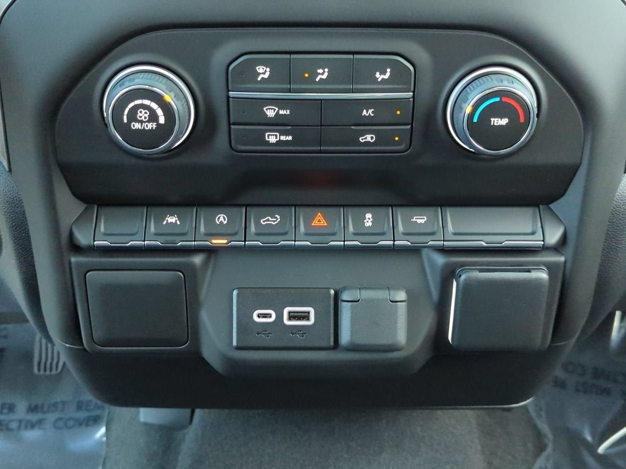 New 2026 Chevrolet Silverado 1500 Custom w/ LPO, Dark Essentials Package RWD image 18