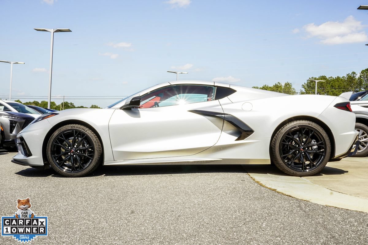 Used 2024 Chevrolet Corvette Stingray Premium Cpe w/ Z51 Performance Package RWD image 9