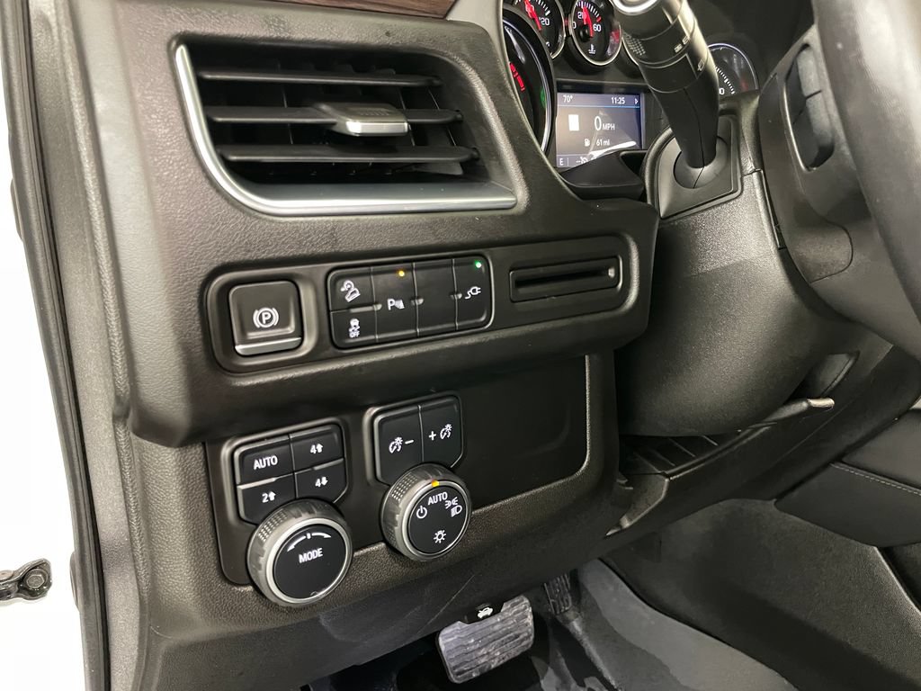 Used 2021 Chevrolet Tahoe Z71 w/ Rear Media and Nav Package AWD/4WD image 35