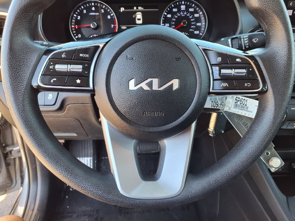 Certified 2023 Kia Forte LXS FWD image 18