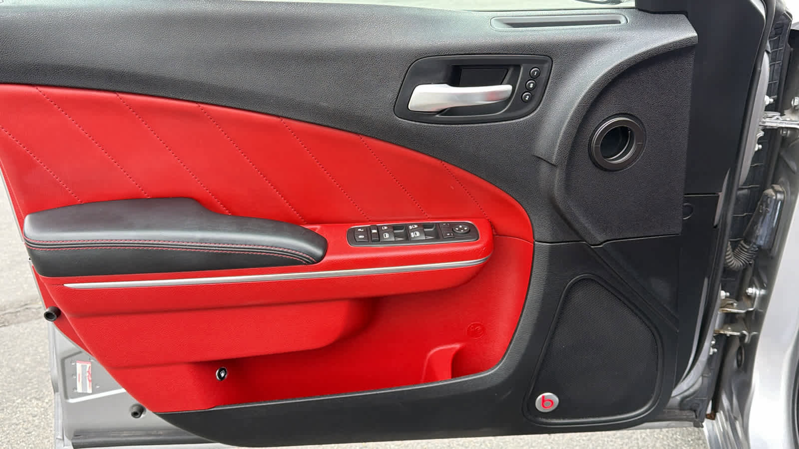 Used 2016 Dodge Charger R/T image 23