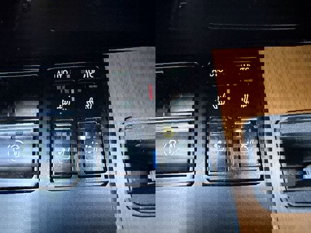 Used 2022 Lexus RX 450h AWD w/ Premium Package image 22