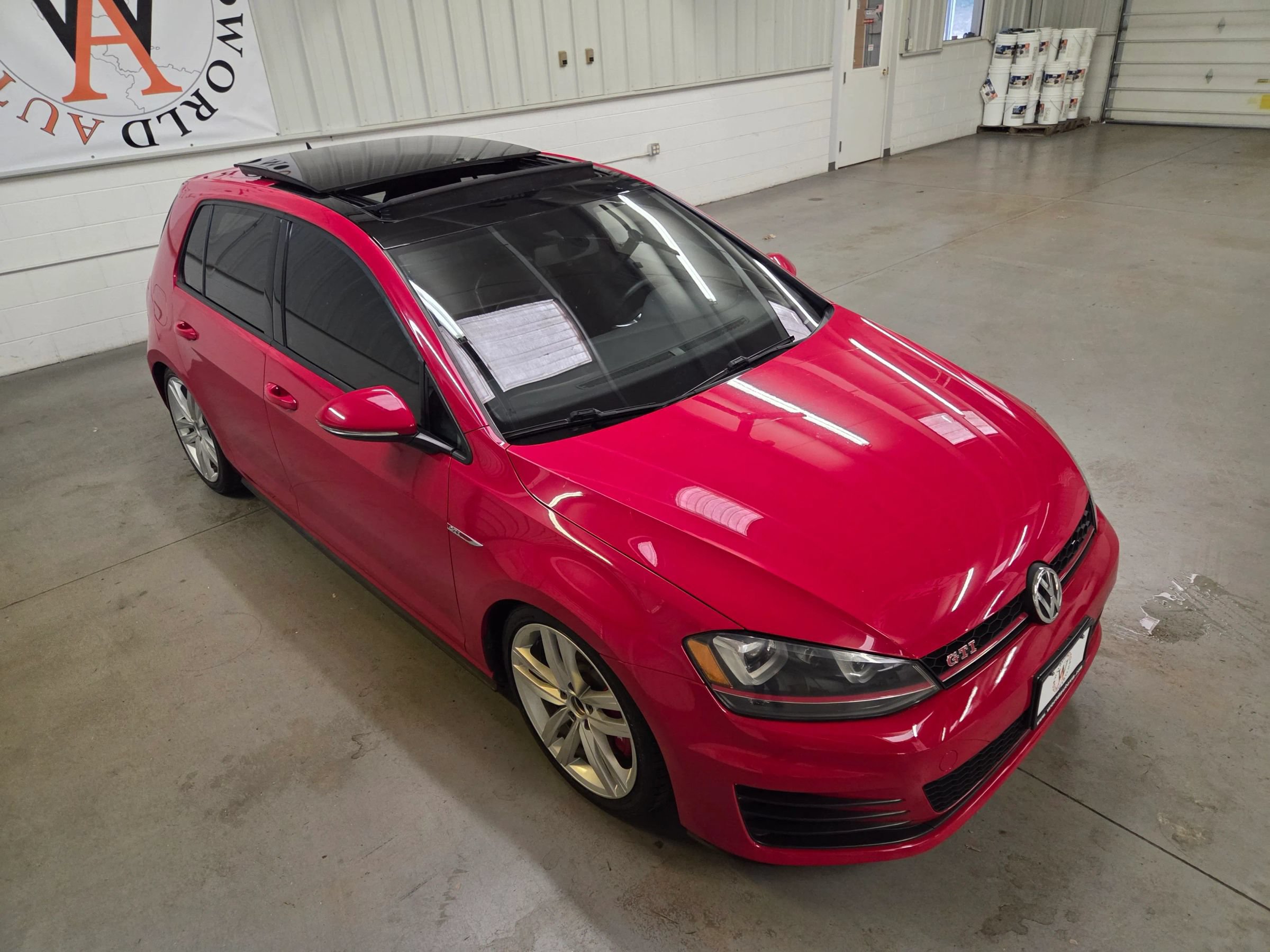 Used 2016 Volkswagen GTI Autobahn w/ Lighting Package (SEL) FWD image 11