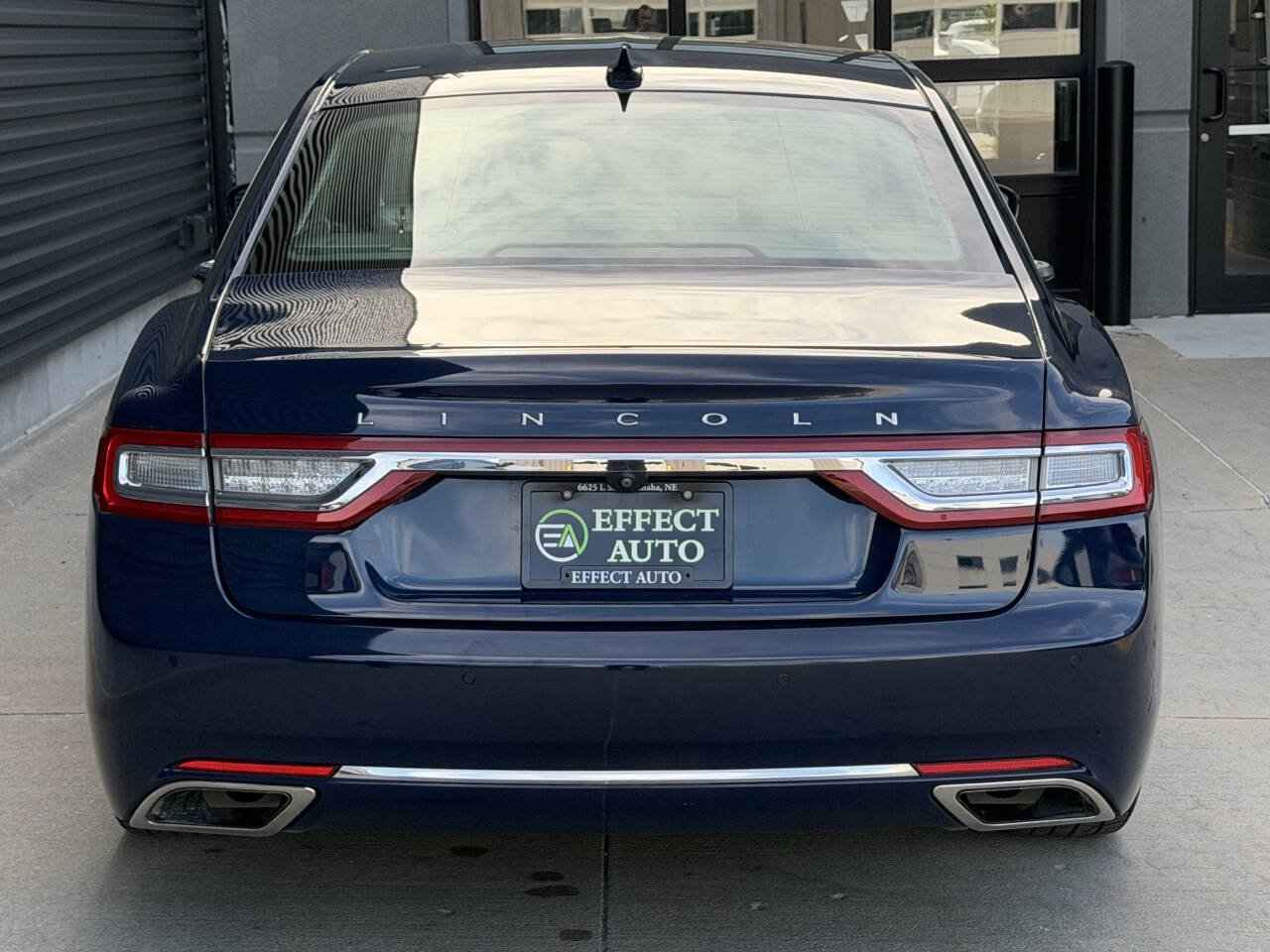 Used 2018 Lincoln Continental Reserve w/ Continental Climate Package AWD/4WD image 13