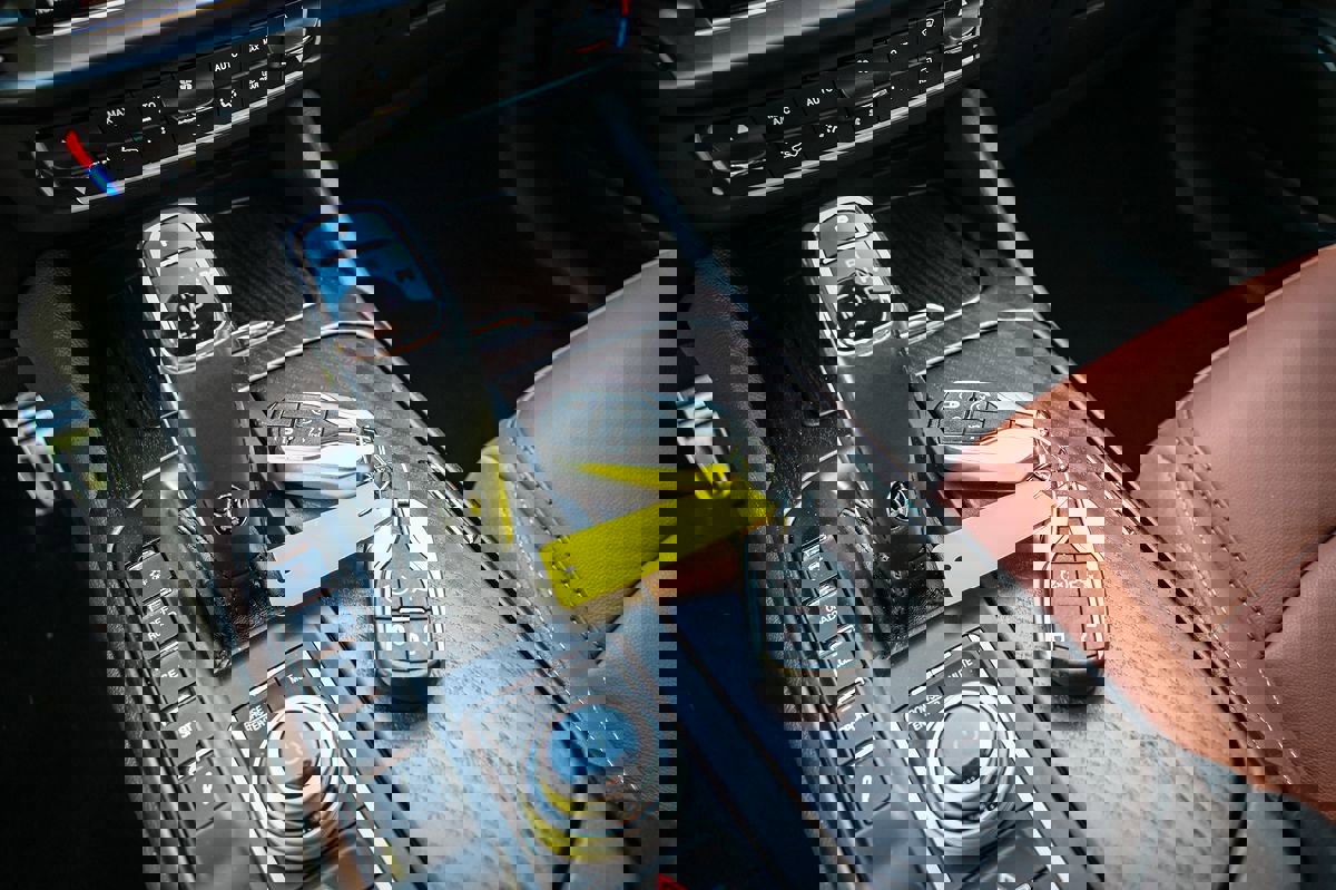 Used 2023 Maserati Levante Modena AWD/4WD image 11