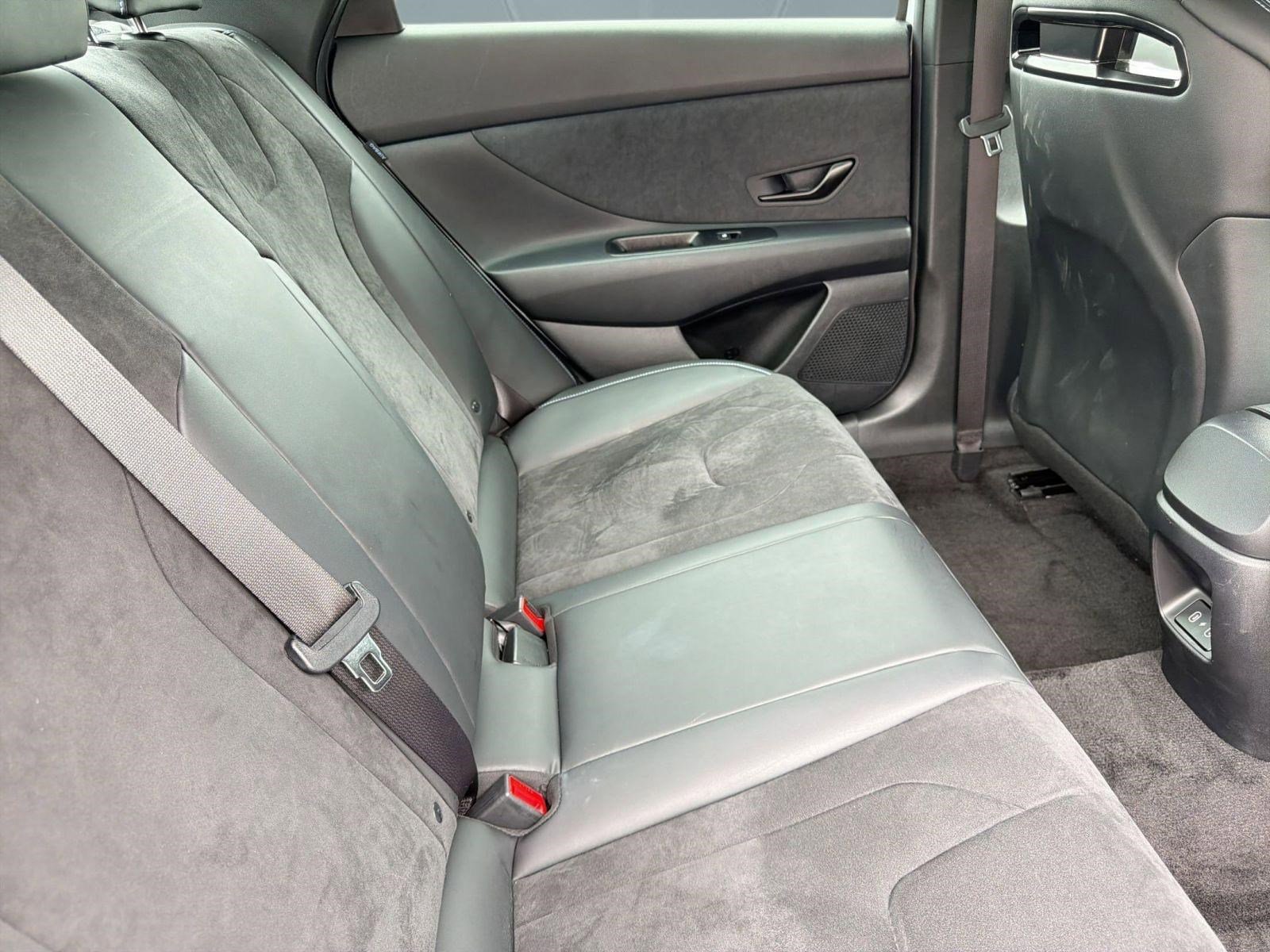 Used 2025 Hyundai Elantra N FWD image 29