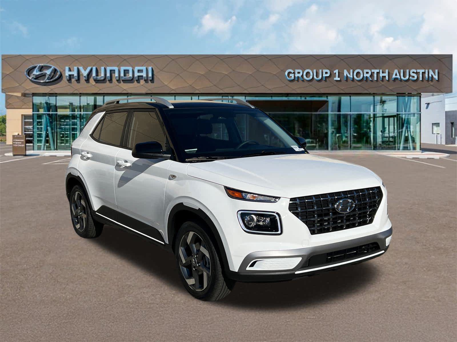 Used 2025 Hyundai Venue Limited FWD image 3