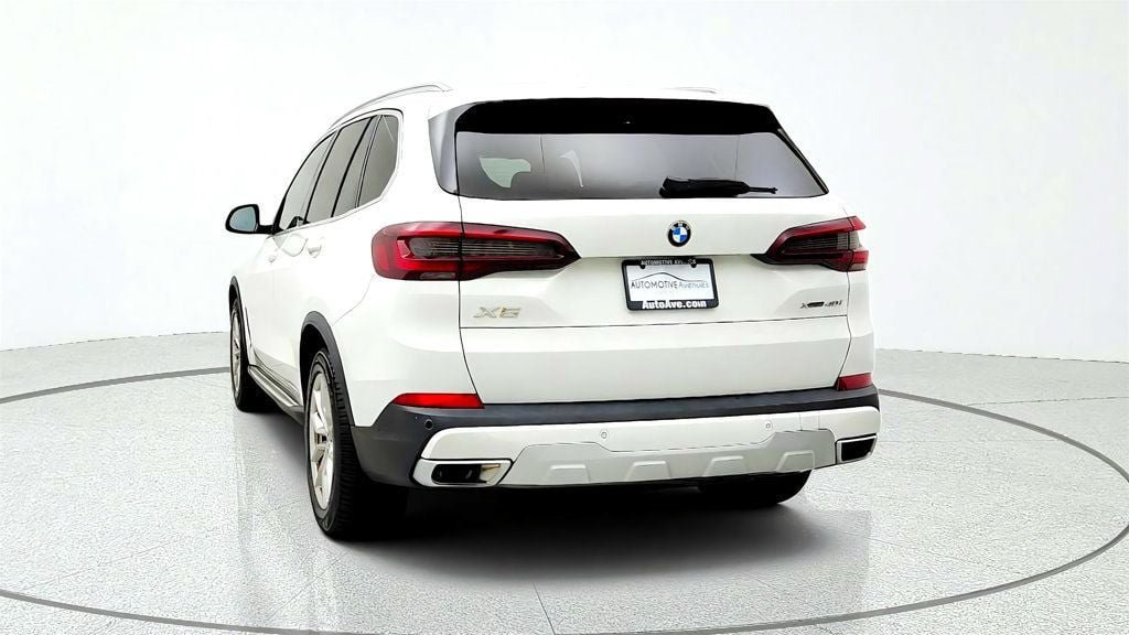 Used 2021 BMW X5 xDrive40i w/ Convenience Package AWD/4WD image 6