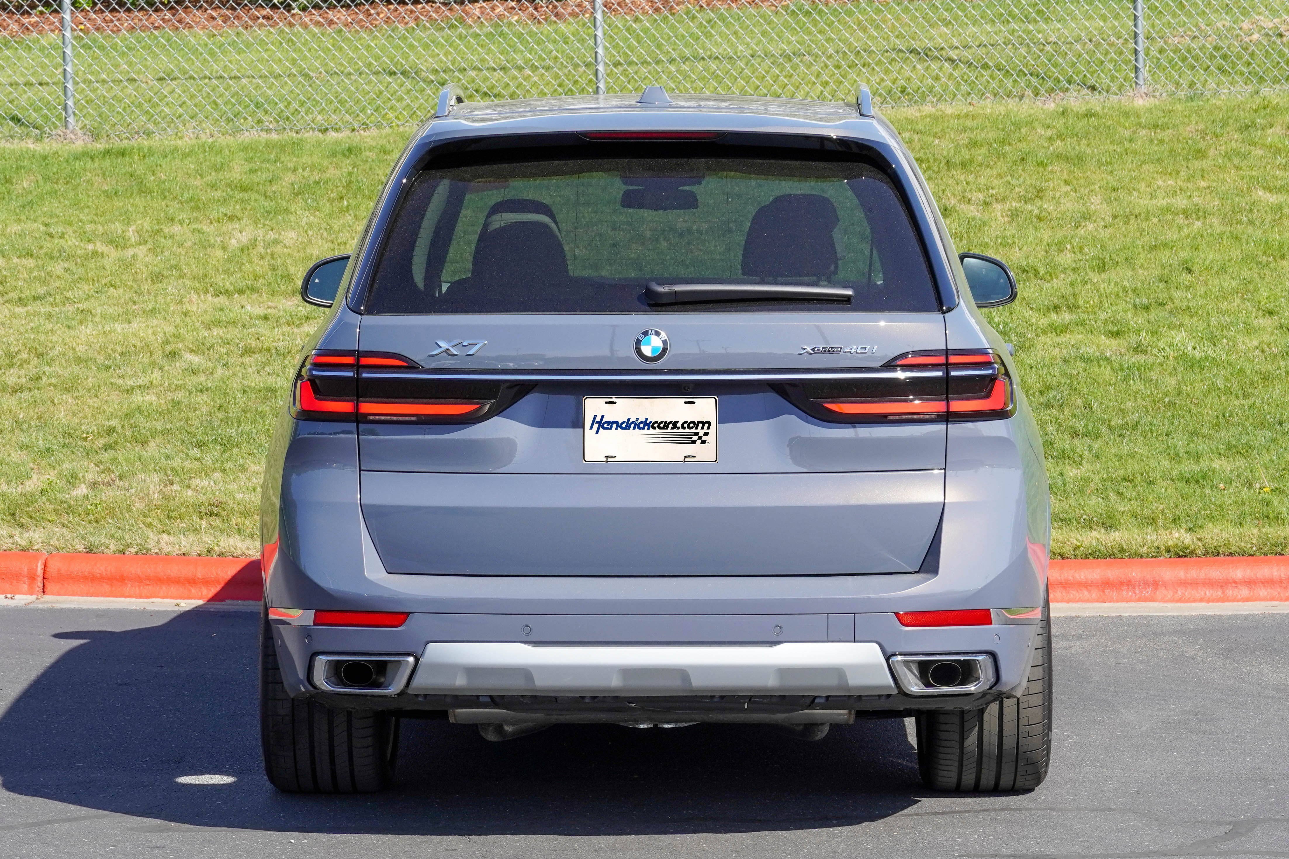 Used 2026 BMW X7 xDrive40i w/ Executive Package image 7