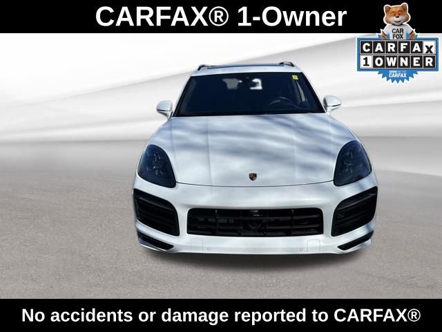 Used 2023 Porsche Cayenne GTS image 2