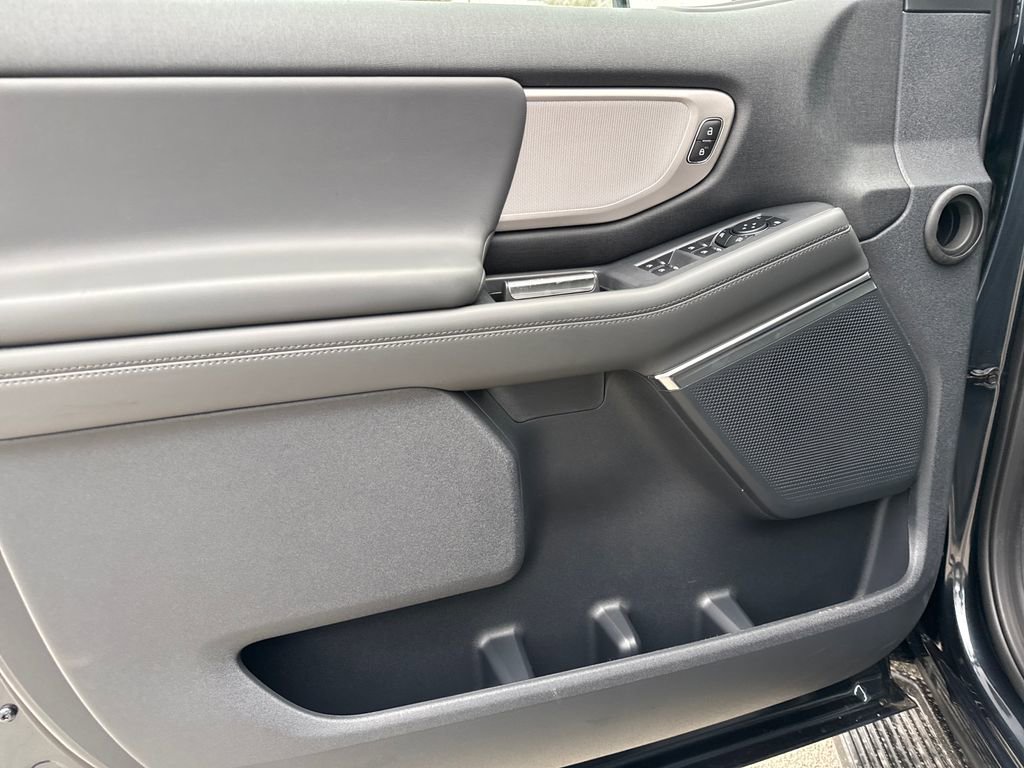 New 2026 Ford Expedition Max Active image 18