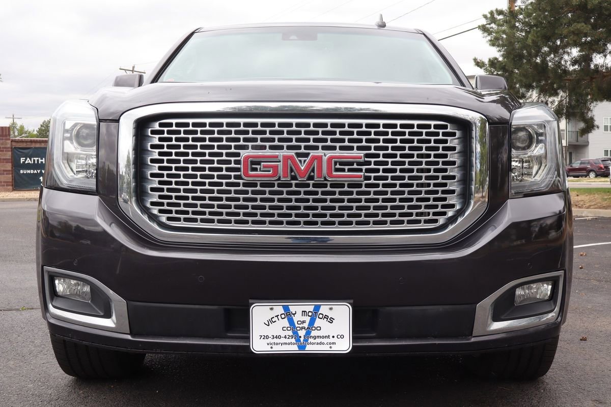 Used 2017 GMC Yukon Denali w/ Open Road Package AWD/4WD image 13