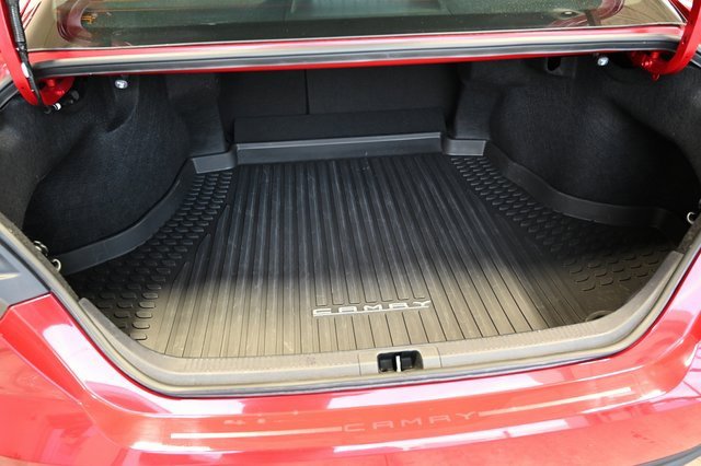 Certified 2025 Toyota Camry LE image 27