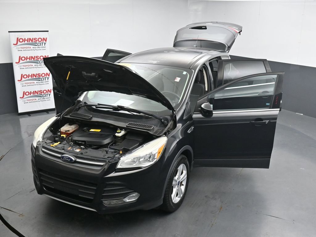 Used 2015 Ford Escape SE image 41