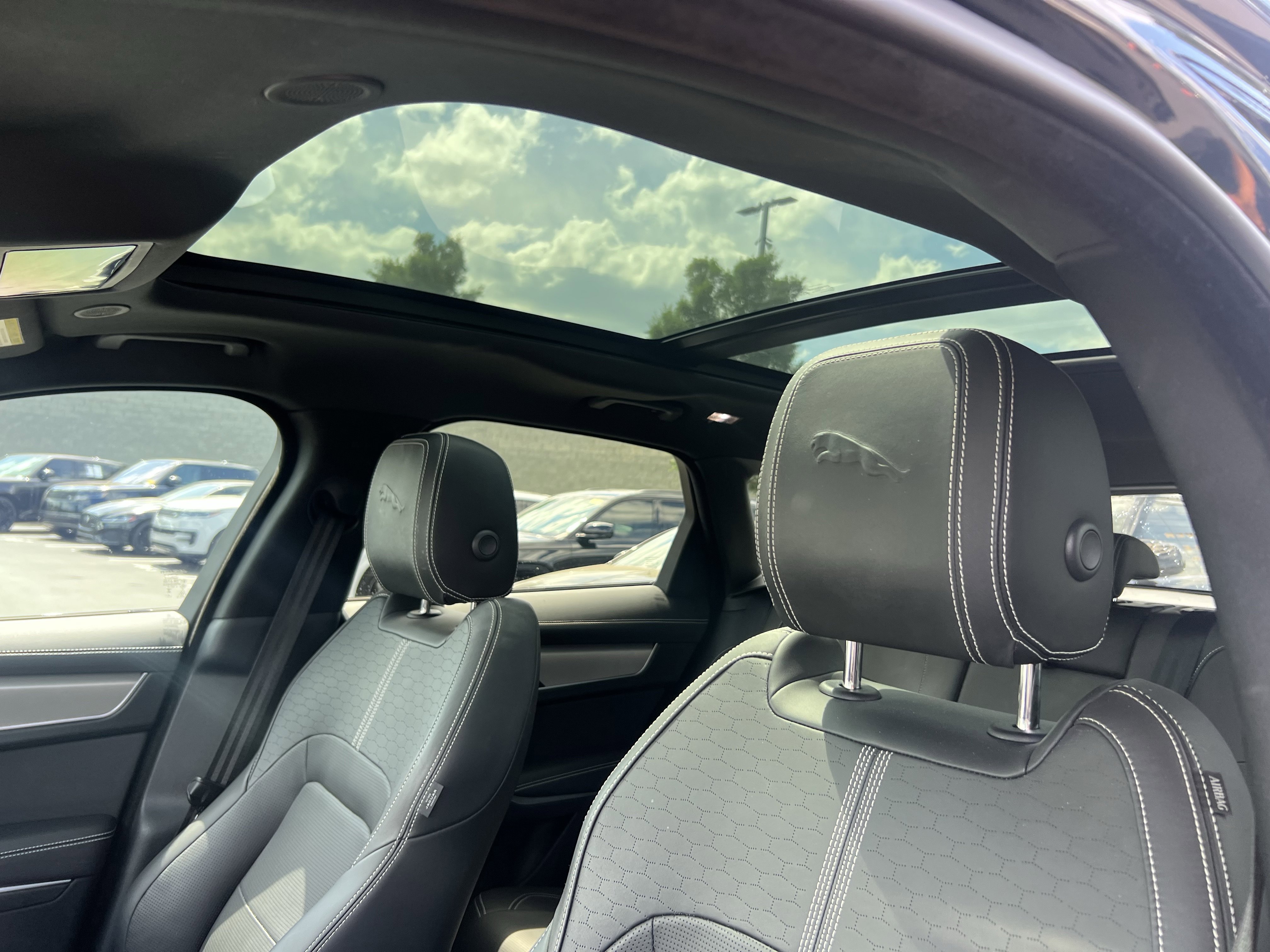 Used 2026 Jaguar F-PACE R-Dynamic S AWD/4WD image 18