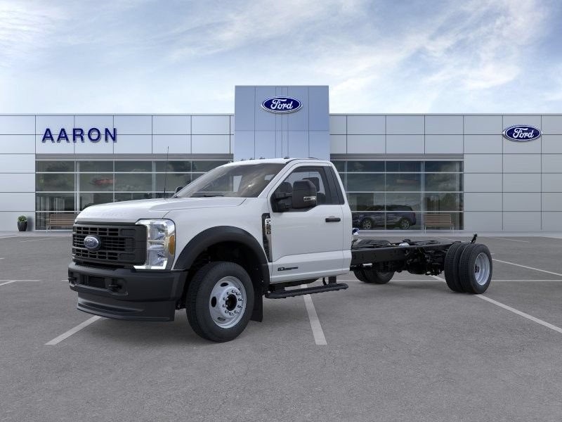 New 2026 Ford F550 4x4 Regular Cab Super Duty image 2