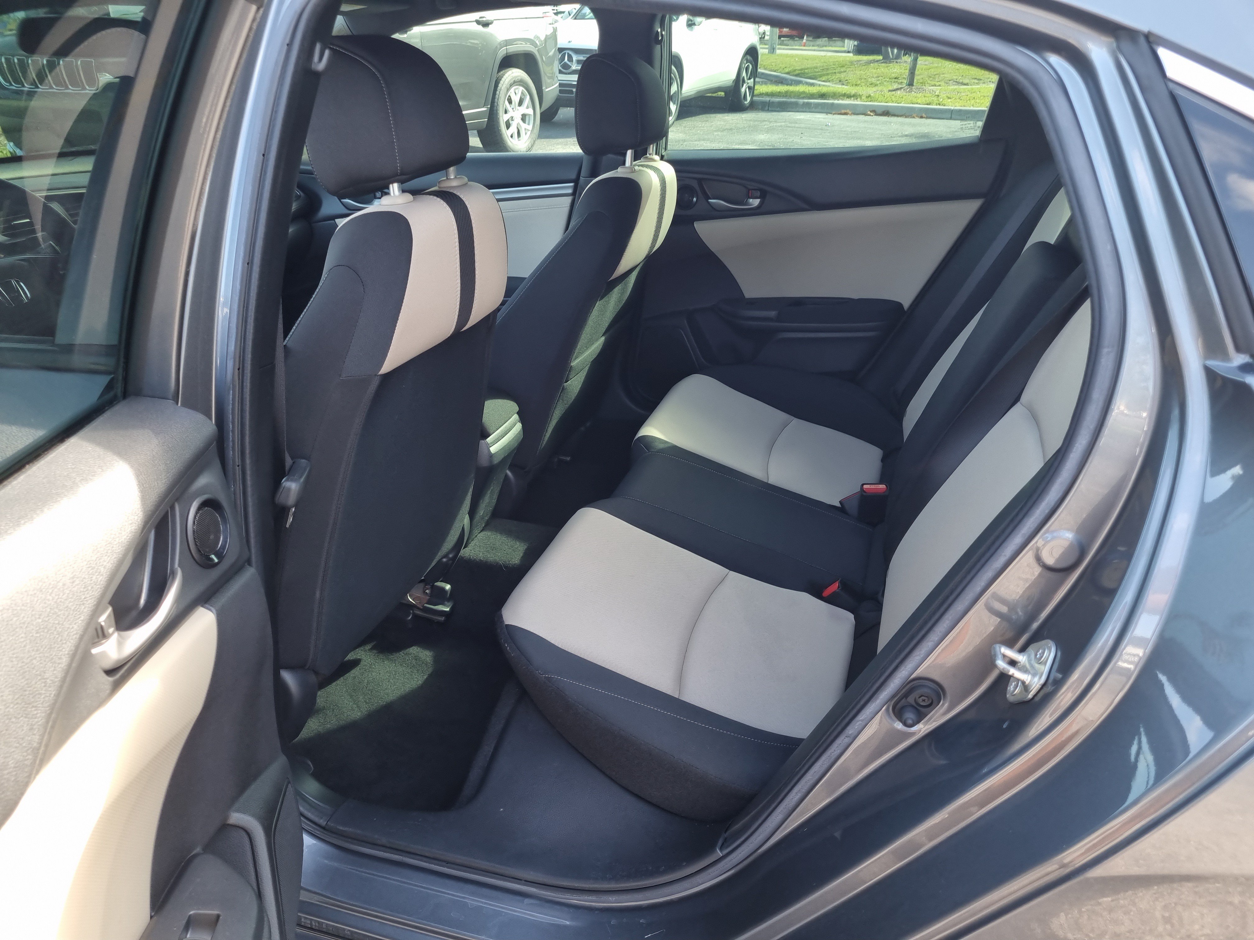 Used 2018 Honda Civic EX image 13
