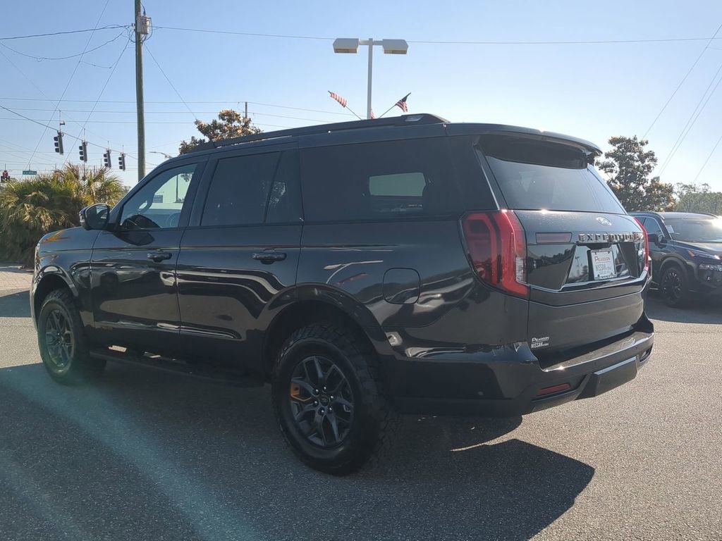 Used 2025 Ford Expedition Tremor AWD/4WD image 5