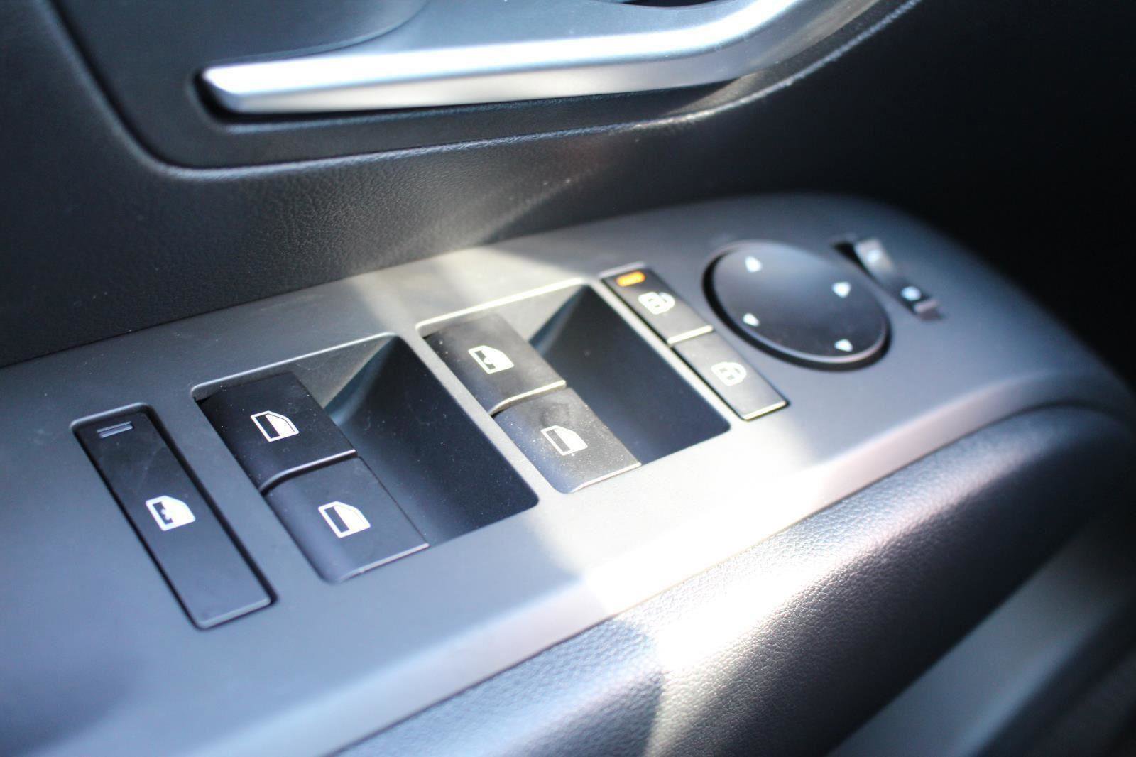 Used 2026 Hyundai Tucson Blue SE image 28