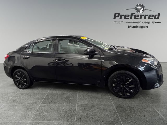 Used 2014 Toyota Corolla LE image 8