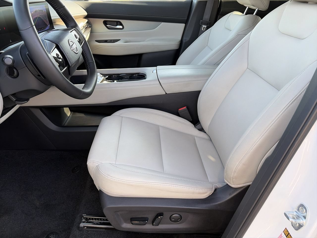 Certified 2025 Nissan Murano SL AWD/4WD image 26