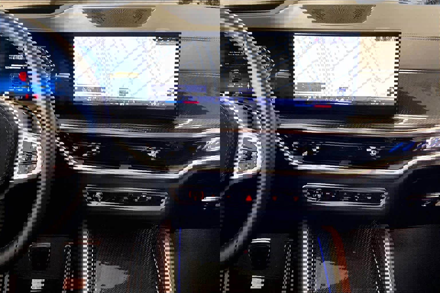 Used 2026 BMW X6 M60i image 6