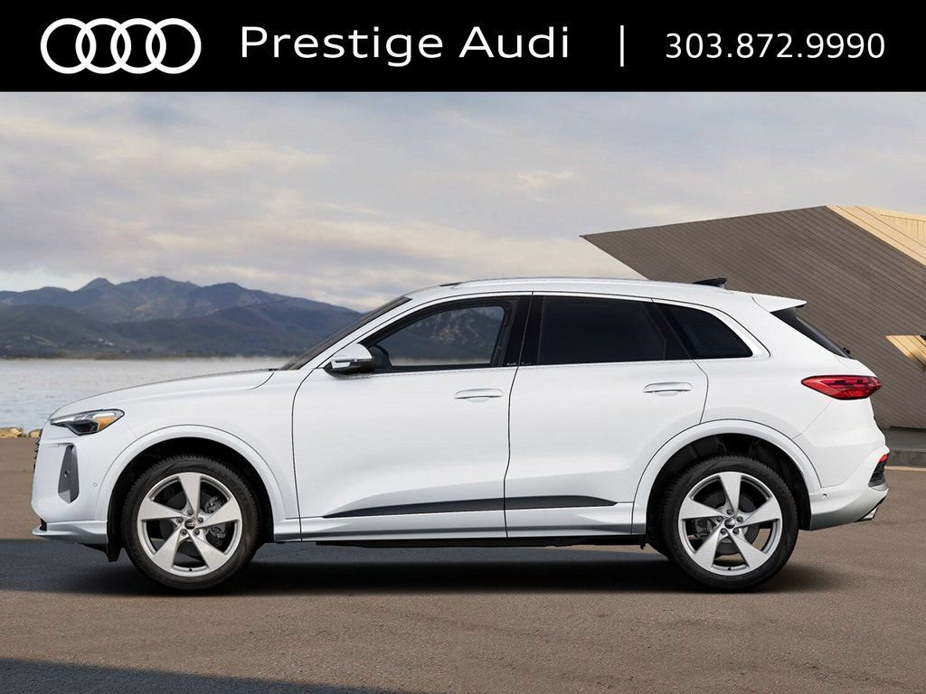 Used 2025 Audi Q5 Premium w/ Premium Plus AWD/4WD image 29
