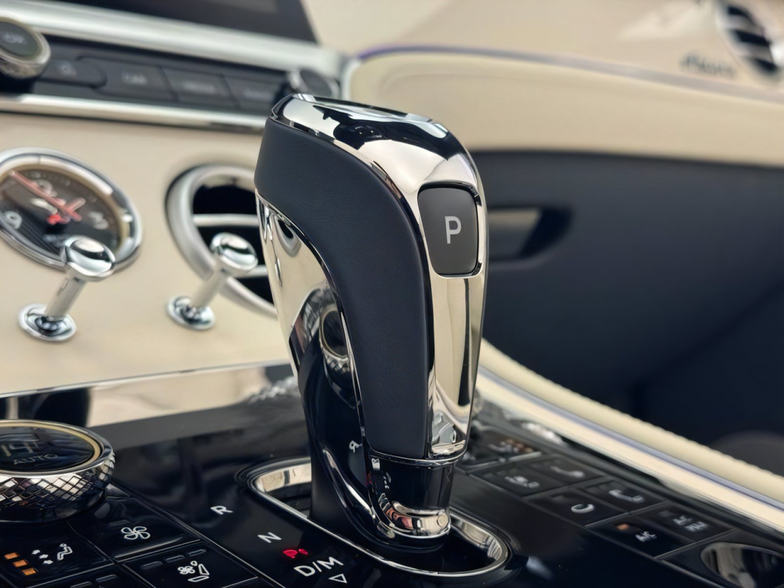 New 2026 Bentley Continental GT Azure AWD/4WD image 15