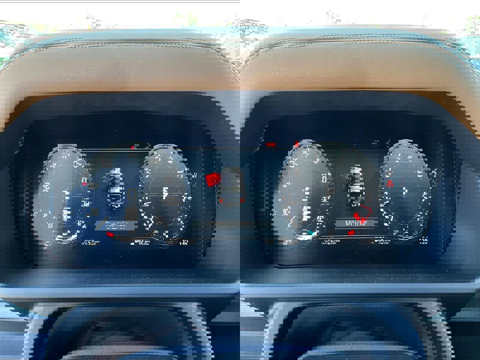 New 2025 Land Rover Defender 90 V8 image 19