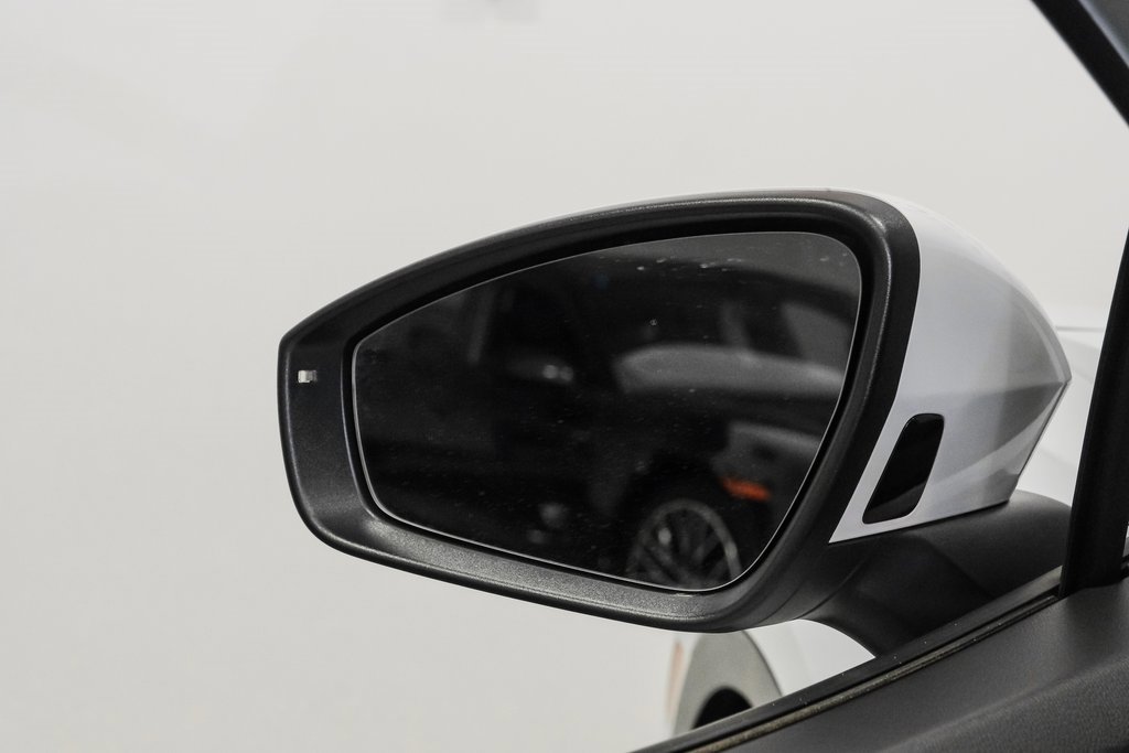 Used 2021 Volkswagen ID.4 Pro w/ ID.4 Protection Package image 40