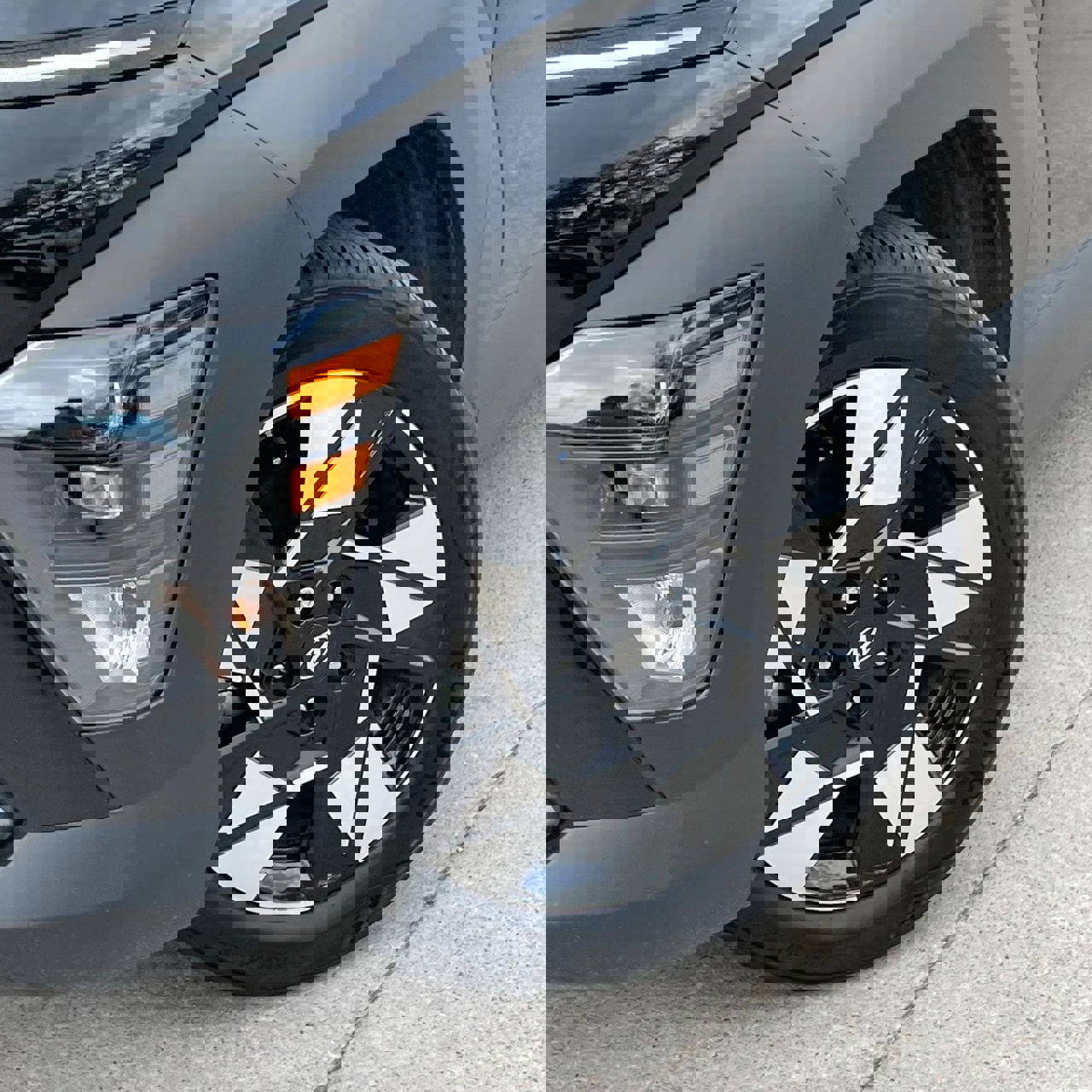 Used 2025 Hyundai Kona SEL image 8