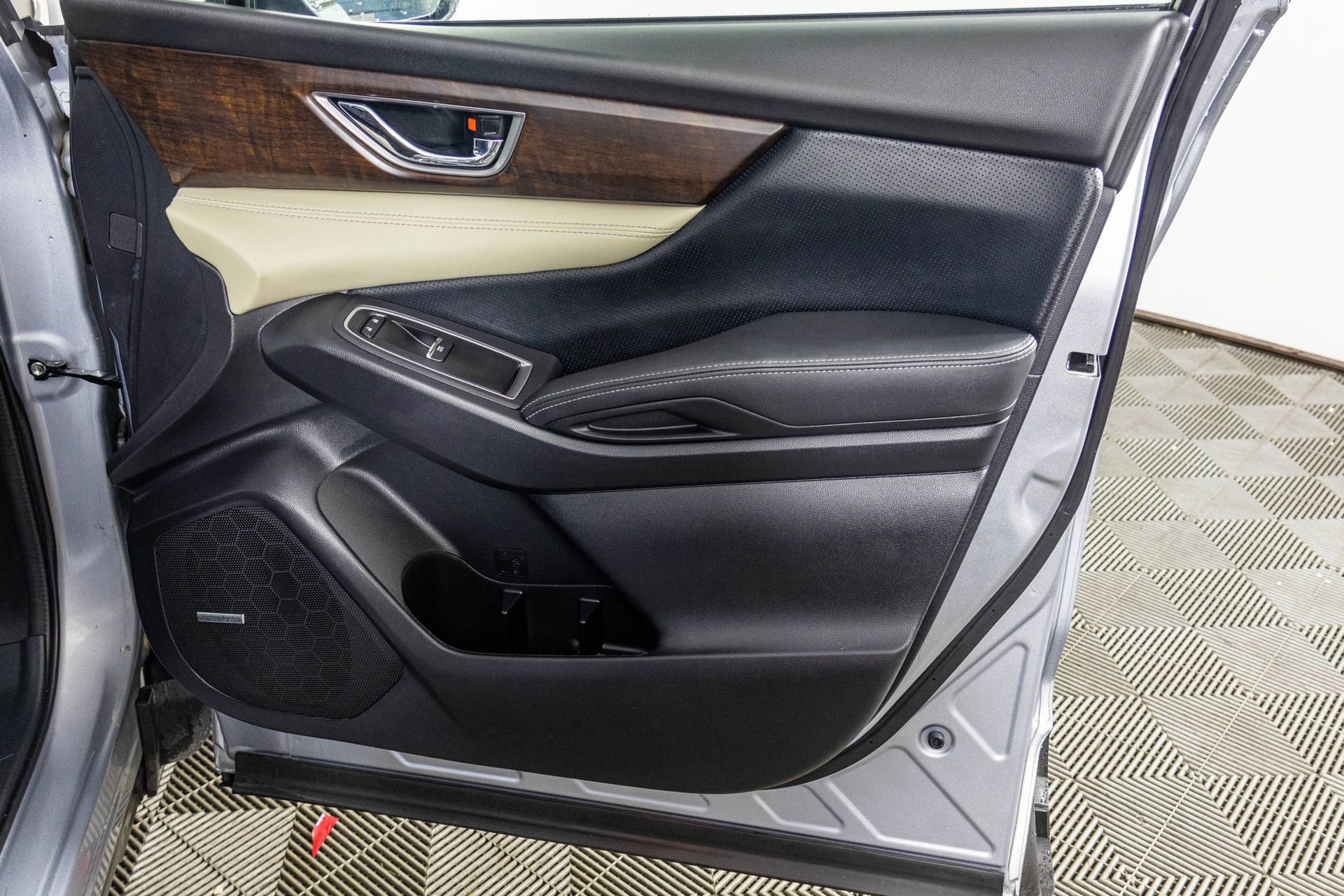 Used 2022 Subaru Ascent Touring image 54