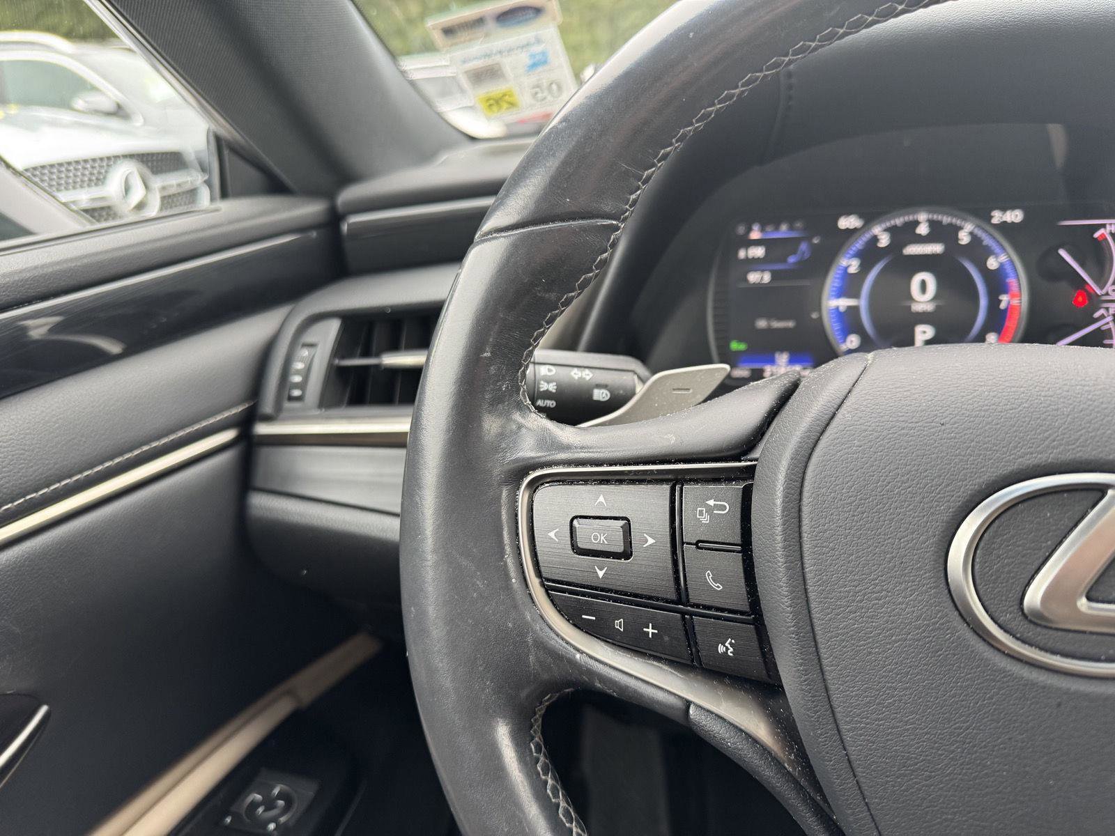 Used 2021 Lexus ES 350 image 11