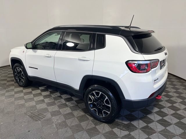 Certified 2019 Jeep Compass Trailhawk w/ Cold Weather Group AWD/4WD image 6