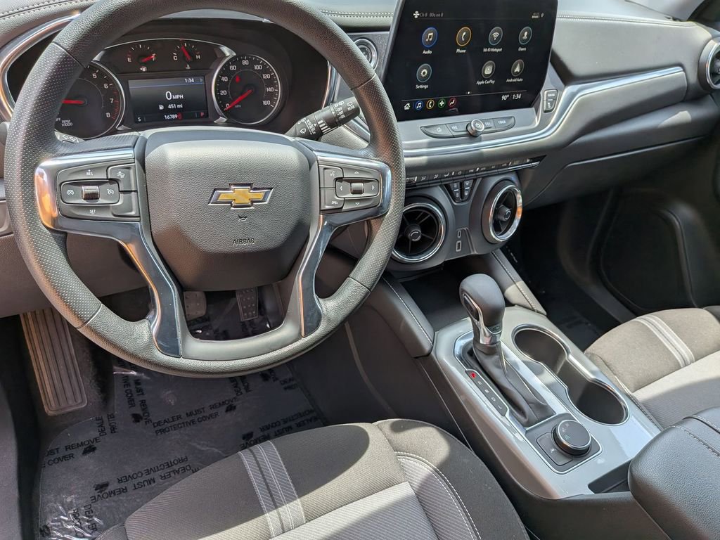 Used 2025 Chevrolet Blazer LT FWD image 15