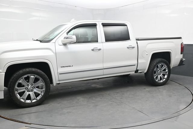 Used 2017 GMC Sierra 1500 Denali w/ Denali Ultimate Package AWD/4WD image 3
